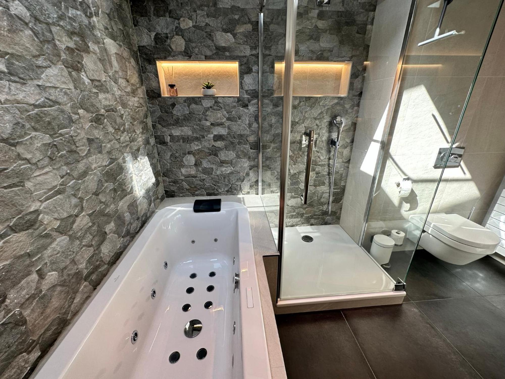 Alpenoase Schliersee - Grosse Suite Mit Sauna Oder Gemuetliche Studio Appartements Buitenkant foto